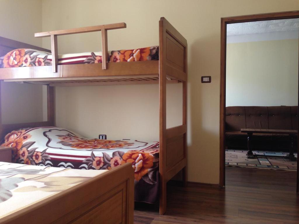 Alpbes Theth Guesthouse Shkodër Rom bilde